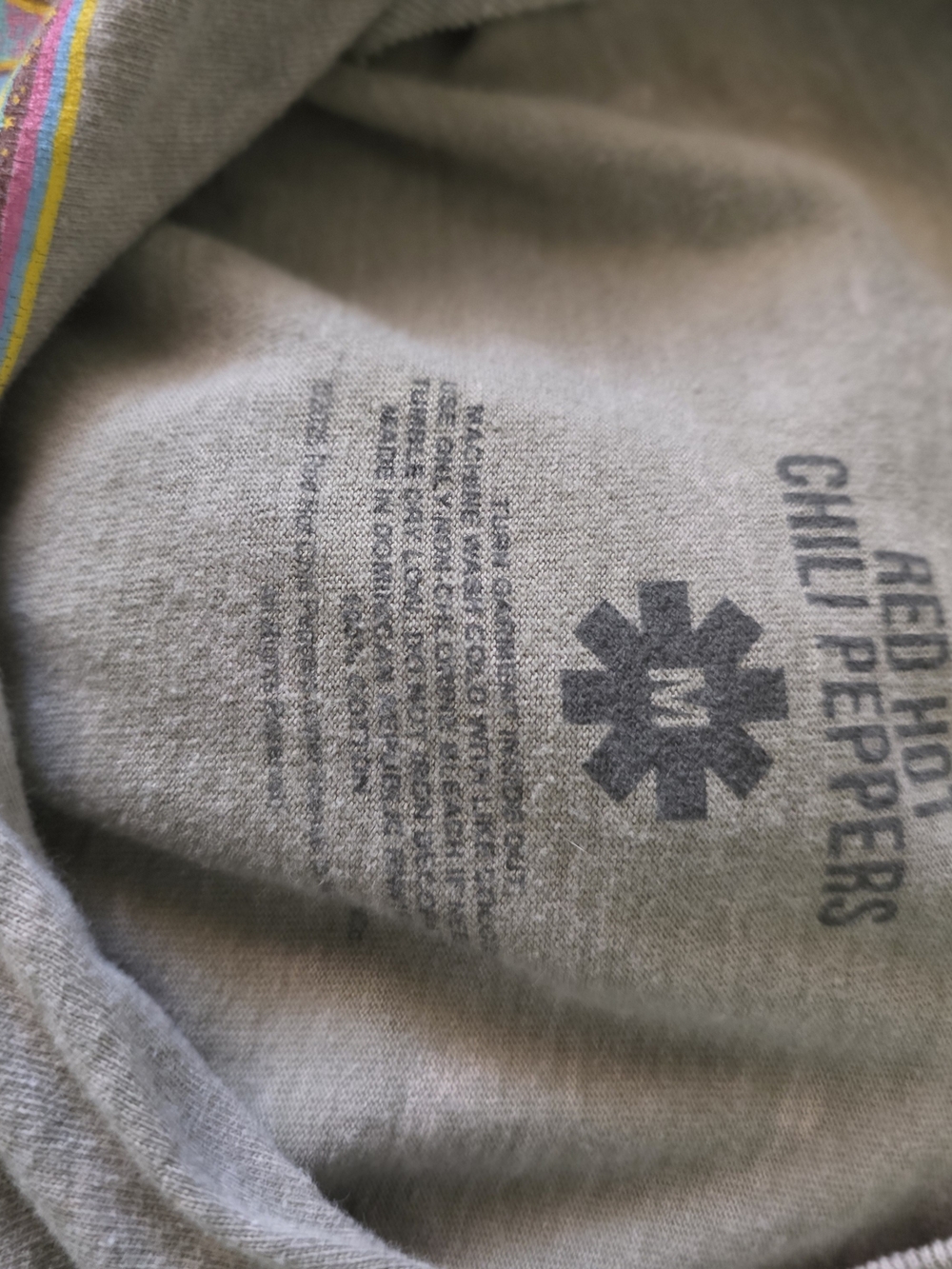 Upcycled Red Hot Chili Peppers Graphic Pullover with Floral Sleeves - Picture 3 of 4